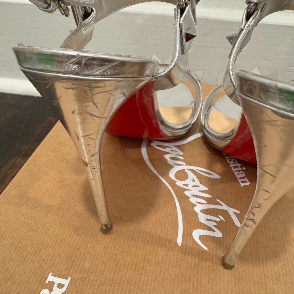 Authentic Christian Louboutin Miziggoo 120  Silver Spike Sandals Size 40.5 - Picture 5 of 8